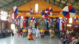 Diablada Kinder Colibrí y Pequen Colegio Liahona El Belloto