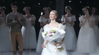 Les adieux de Myriam Ould-Braham à l'Opéra de Paris dans le ballet Giselle.