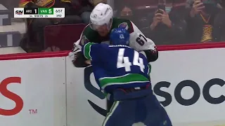 NHL Fight - Coyotes @ Canucks - Crouse vs Burroughs - 08/02/2022