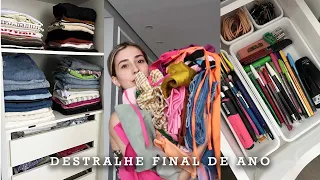 Destralhe final de ano: guarda-roupa, home office e nosso bazar de final de ano | Carine Reis