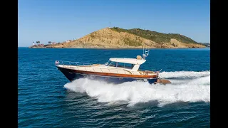 2005 / 2023 60' Apreamare Italian Luxury Motor Yacht Cruiser Powerboat Listed By: Ian Van Tuyl