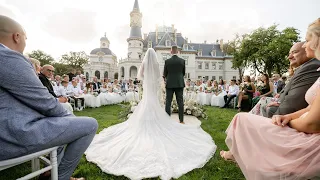 Alexandra + Norbert |  Chic Wedding in the stunning Botaniq Castle.