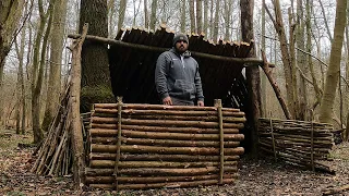 Mein erster Bushcraft Shelter