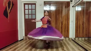 Pooja Pant| Single leg spins from both sides- left and right without a break | Kathak