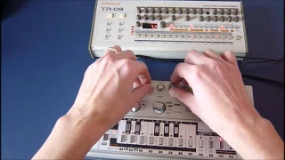 TR-09 vs TB-303 - Acid Passion