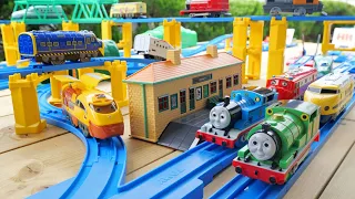 Thomas the Tank Engine Plarail ☆ 10 goals & automatic branching rail