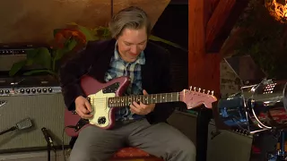 Fender Jaguar US Reissue Thin Skin Burgundy Mist presented by Vintage Guitar and Tobias Hoffmann