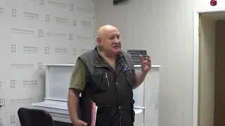 Поэт Вадим Ковда в библиотеке им. Трифонова