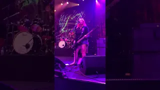 L7- One More Thing (Brooklyn Bowl Nashville) @L7TheBand