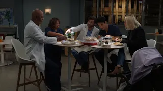 Thanksgiving Dinner at Grey Sloan Memorial Hospital - Grey's Anatomy