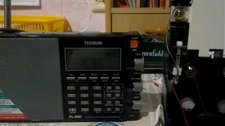 Планка ФМ. "Уделала" на УКВ Tecsun PL-880