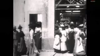 1895年　世界で最初の動く映像