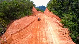 This Is What Happens When A Motor Grader Operator Uses a Dozer