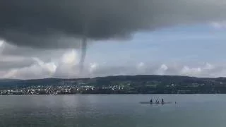 Wasserhose vor Stäfa / Tornado at Stäfa in Switzerland