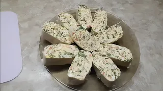 Рулет из лаваша с крабовыми палочками, сыром и яйцом / Закуска на Праздничный стол