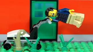 Lego Animation | Lawnmower FAIL