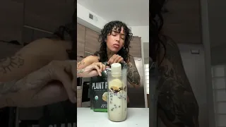 High protein, nutrient packed vegan smoothie 😍 use “bianca” to save on VedgeNutrition.com