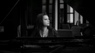 Andreea Stoica performing Chopin Concerto No.2 in f minor 3rd mov