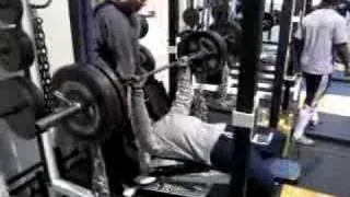 DeFrancosTraining.com - Reverse band bench + 80lbs. of chain