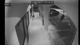 CAN YOU IDENTIFY INTERNET CAFE ROBBERY 10-4-17
