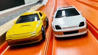 SRC Review: 2022 Hot Wheels Nightburnerz 5 Pack. Unboxing, review, and race!