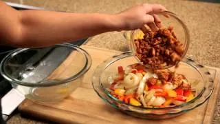 How to make nachos - #23 - Adding turkey — Appetites®