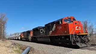 CN SD70ACe Leads A Sand Train!
