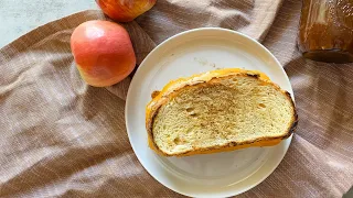 Easy Apple Grilled Cheese Recipe