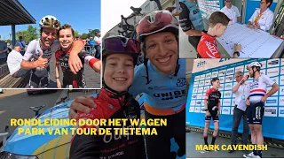 Rondleiding door het wagenpark van Tour de Tietema en vragen stellen aan Mark Cavendish 🤩