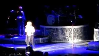 Kelly Clarkson - Wide Awake (Katy Perry cover) - Sleep Train Pavilion (Concord, CA)