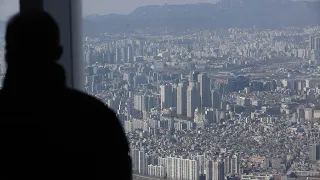 규제 완화에도 집값 하락세 계속…낙폭은 다소 줄어 / 연합뉴스TV (YonhapnewsTV)