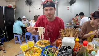 Does Hanoi have the best Bún Riêu?