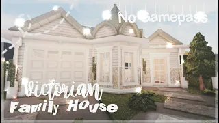 Minami Oroi Bloxburg Speedbuild and Tour - No Gamepass Family Victorian House - June 18 2021