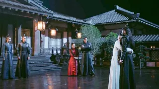 In order to protect me, he faces the king's threat to resist all the pressure alone 💖Chinese Drama