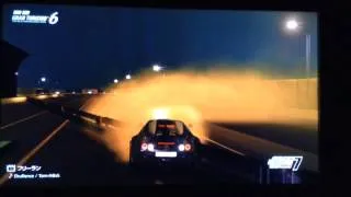 「GT6」ヴェイロンで壁抜け   失敗...