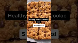 Healthy oatmeal cookie bars recipe. #oatmealcookiebars #healthycookiebars