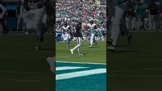 Tank Dell celebrates a 46-yard catch