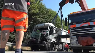 24.06.2020 - VN24 - Truck recovery after accident on A44 - several tow trucks needed