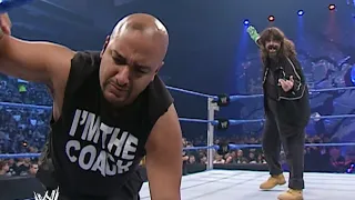 Mick Foley vs Jonathan Coachman — Hornswoggle Special Referee: WWE SmackDown November 2, 2007 HD