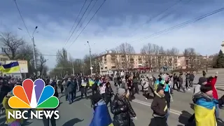 Ukrainian Civilians Protest In Russian-Controlled City Of Kherson