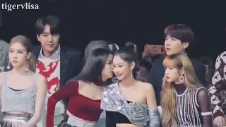 Лиска зажала номер Дженни BTS & BLACKPINK смешная озвучка