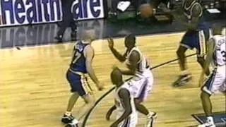 Joe Smith (Warriors) (26pts) vs. 76ers (1997)