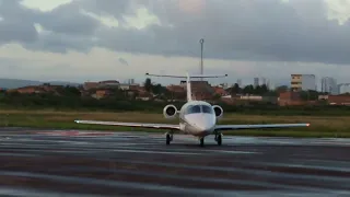 Chegada do jatinho do cantor Eduardo Costa no aeroporto de Caruaru Pe