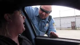 Cops Actual Footage Traffic Stop with Donnie Baker Ends with Police Chase Video.