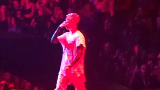 Justin Bieber - Hold Tight (Live in Dallas, TX at American Airlines Center April 10, 2016)