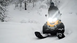 Обзор Ski Doo Skandic 600 e-tec 2016 м.г. - снегоход огонь-пушка в утилитарной будке!!!