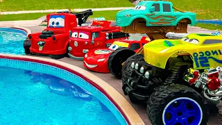 Looking for Disney Pixar Cars On the Rocky Road : Lightning McQueen, Mater, Dinoco McQueen, Mack