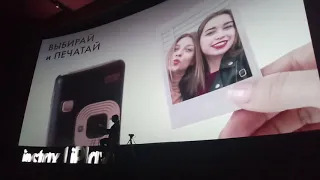 Презентация нового фотоаппарата мгновенной печати от InstaX - LiPlay. Послом является Саша Спилберг