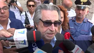 Riccardo Muti a Conversano sottoscrive legge regionale per le Bande da Giro