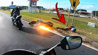 Almost Hit The Sign - Epic Moto Moments - Ep.99